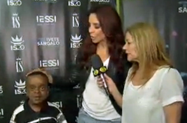 Ivete Sangalo ajuda anão de Itaberaba a arrumar namorada