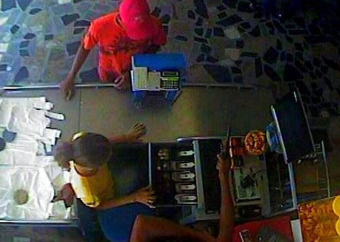 Bandidos assaltam supermercado em Boa Vista do Tupim