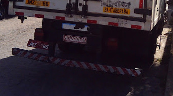 Caminhão de empresa de Itaberaba assaltado na BA-142 próximo a cidade de Vagner