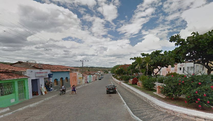 Bandidos tentam arrombar agencia dos correios de Ibiquera