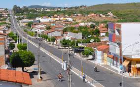 Feto é encontrado dentro de esgoto em Itaberaba