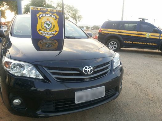 Policia apreende carro com placa clonada em Itaberaba