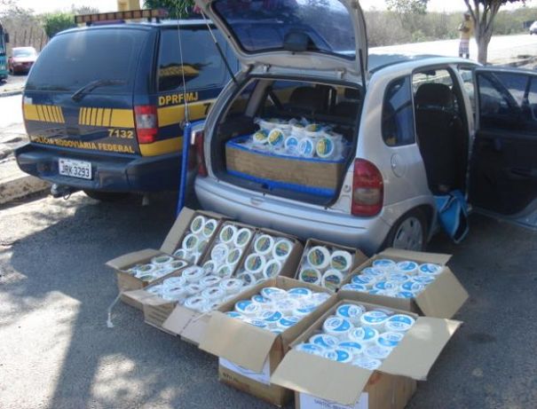 PRF apreende meia tonelada de queijo sem refrigeração próximo a Itaberaba