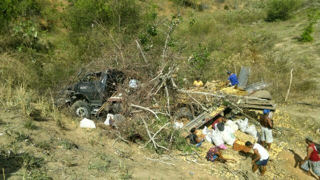Acidente na BA-130, entre Ruy Barbosa e o Zuca